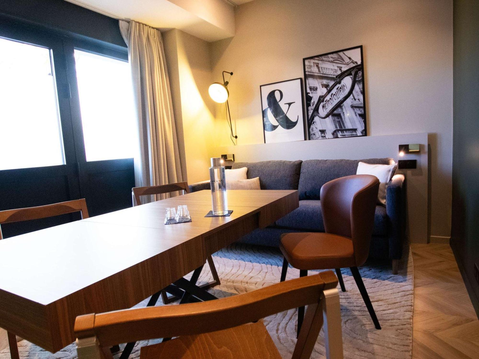 Mercure Paris Tour Eiffel Pont Mirabeau Εξωτερικό φωτογραφία
